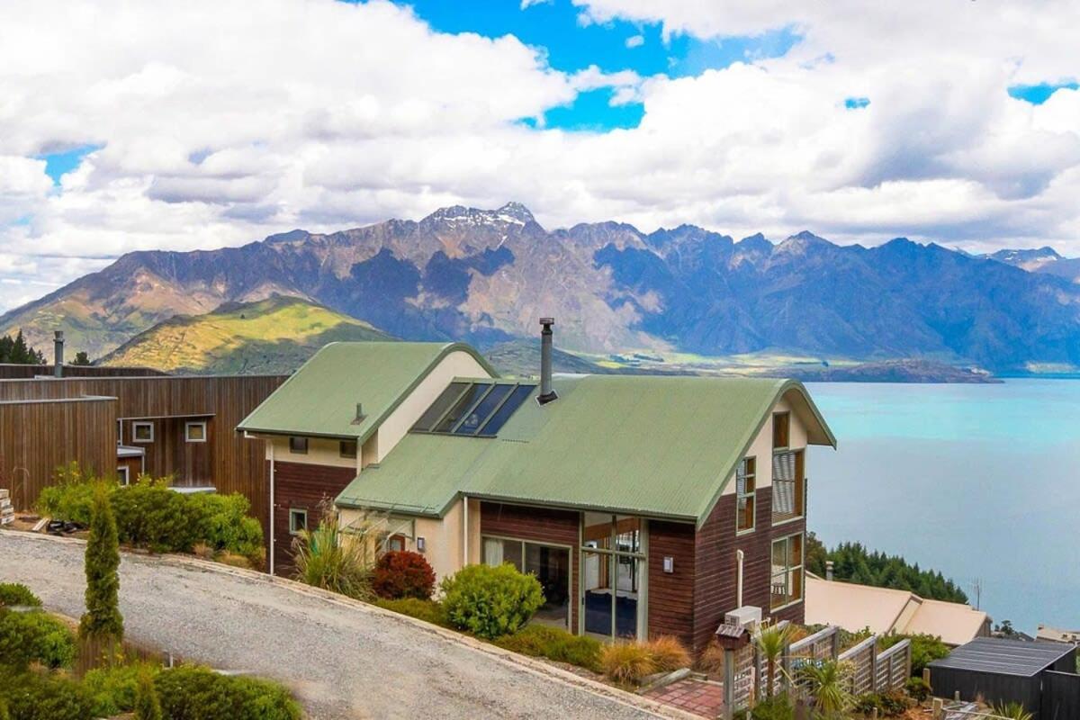 Villa Ruby'S Fernhill Vista à Queenstown Extérieur photo